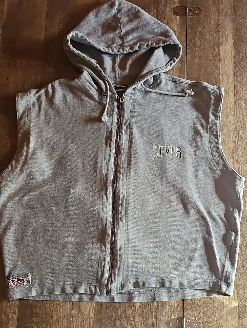 Vintage 90s/Y2K Levi’s Sleeveless Full-Zip Hoodie – Grey Heather Spell Out Vest